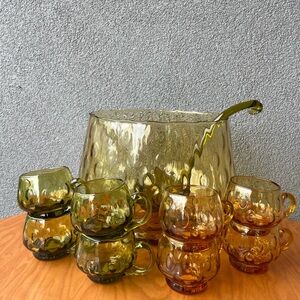 Murano Italy 🇮🇹 punch bowl set, 8 cups, ladle, textured glasses and bowl,